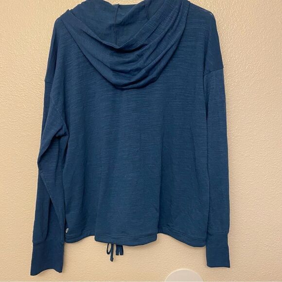 Adidas Woman’s Essentials Slub 1/4 Button blue lightweight Hoodie -XL NWT - Picture 3 of 11